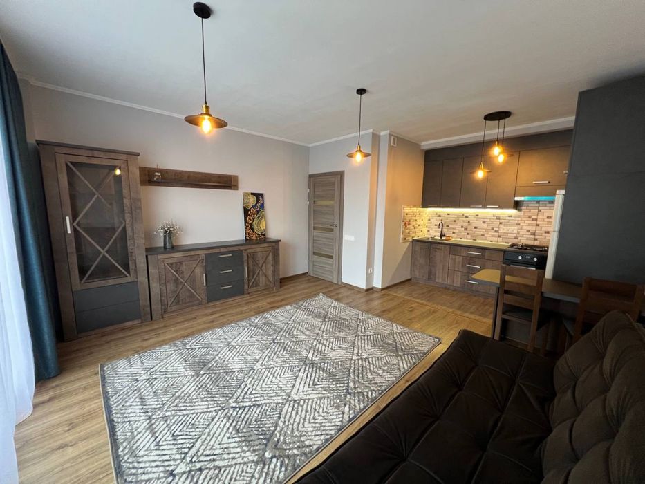 Ореода квартири по вул. Роксоляни