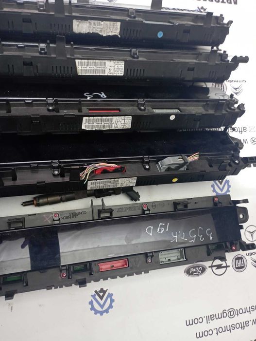 Панель приборов RENAULT SCENIC 2 (2003-2009)