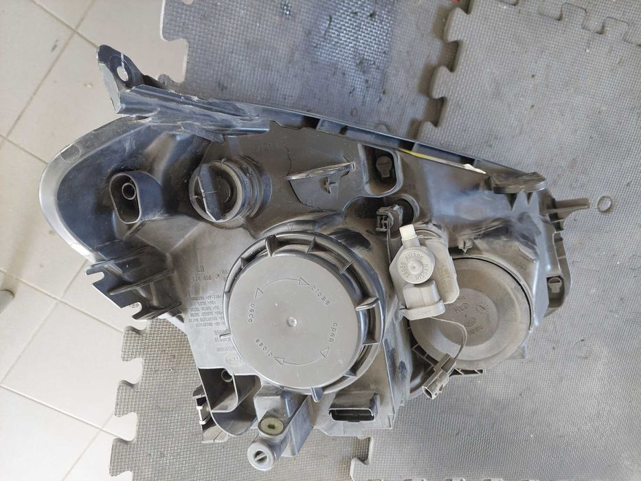 farol esq nissan qashqai