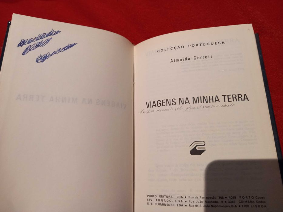 Livro de capa dura: "Viagens na Minha Terra" - Almeida Garrett