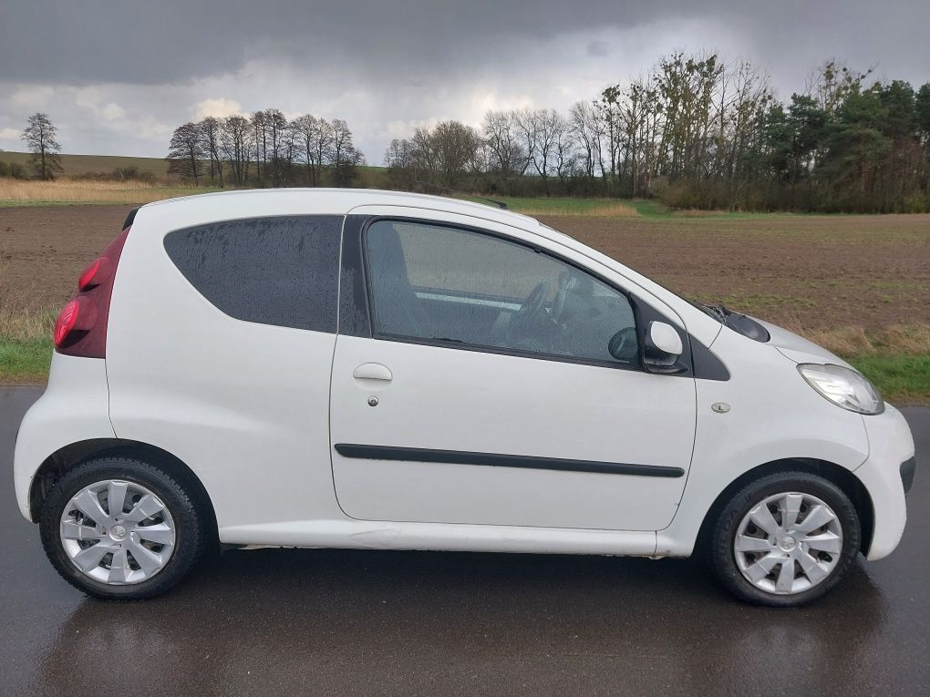 Peugeot 107 zarejestrowany klima