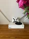 [Xbox] Konsola Xbox Series S + Pad Series - Super Stan!