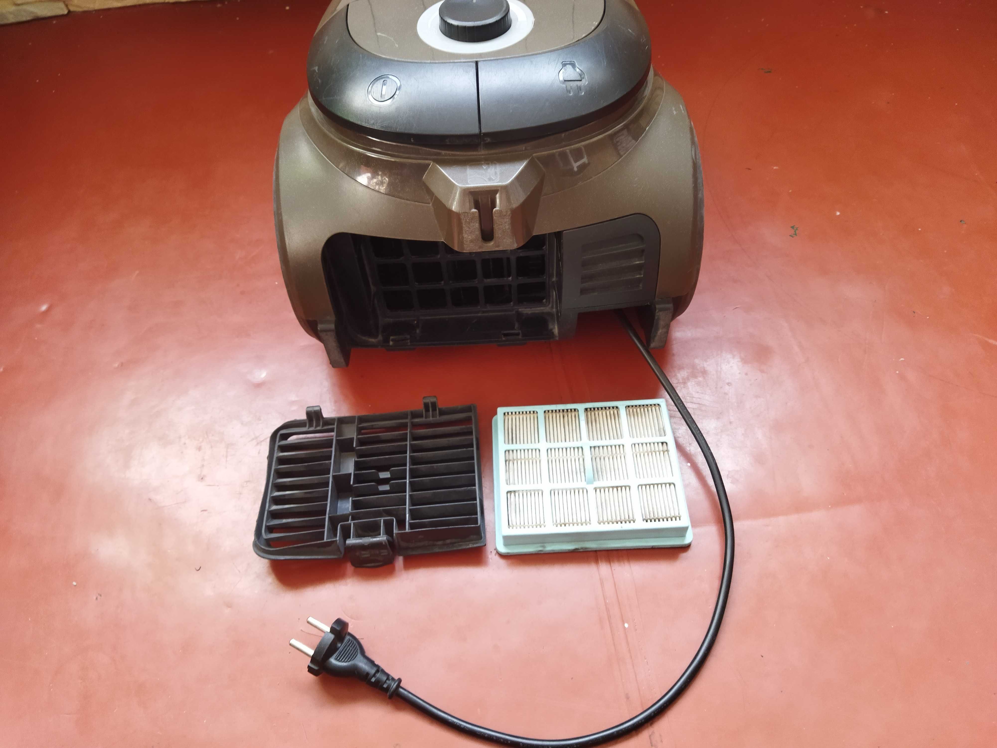 Пылесос Philips Performer Active FC8656 2100W.