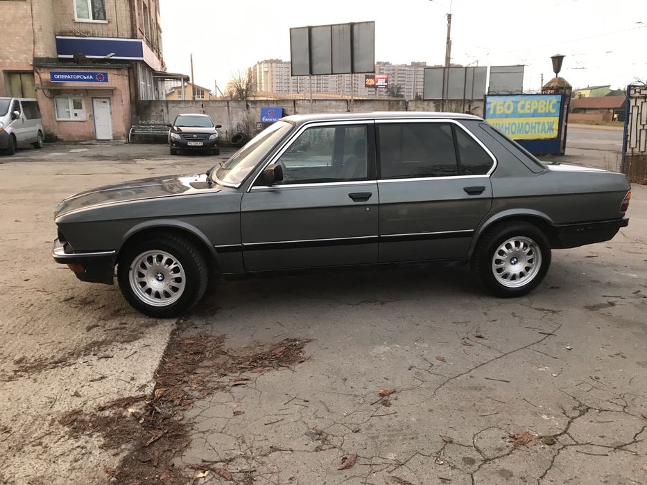 BMW 518i E28 1986