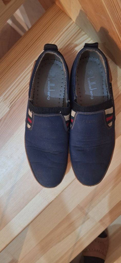 Eleganckie buty dla chłopca rozmiar 36