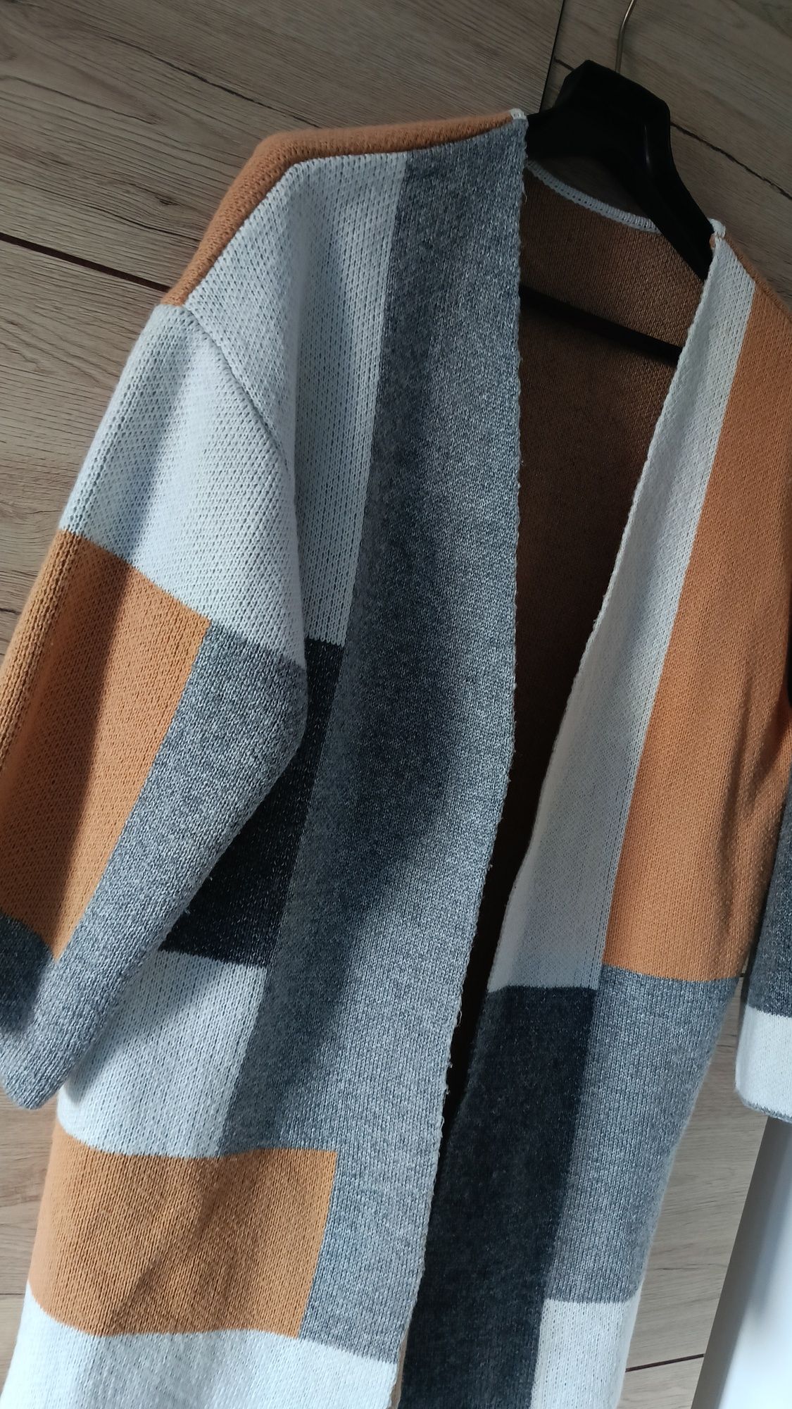 Sweter długi damski