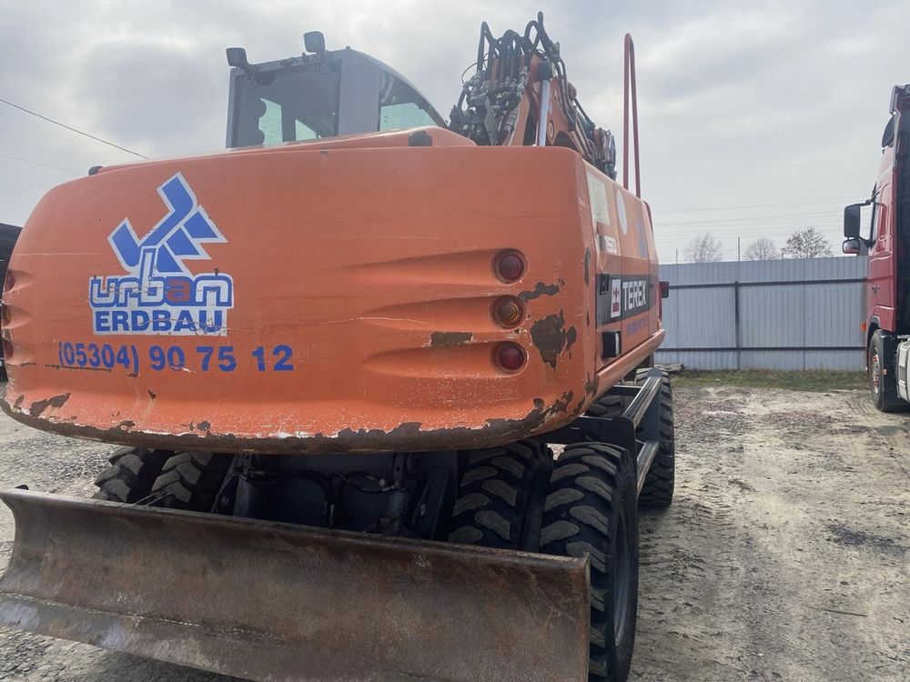 Колісний ескаватор Terex TW150