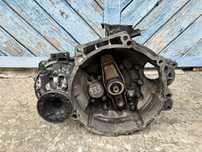 КПП коробка передач Volkswagen Golf 3 Passat B3 B4 1.9 TD/TDI
