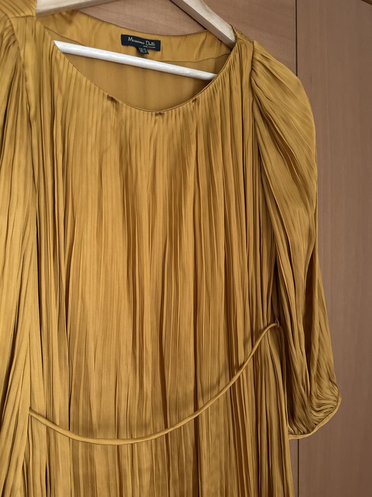 Vestido Dourado Massimo Dutti