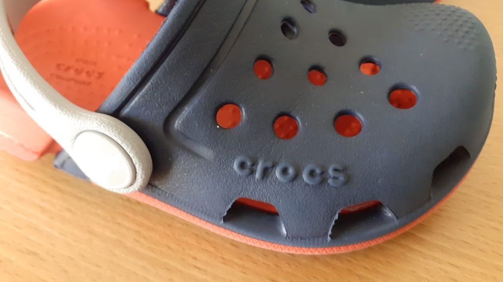 Crocs portes incluídos