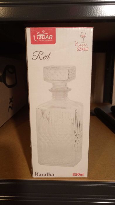 Karafka Red 850ml nowa
