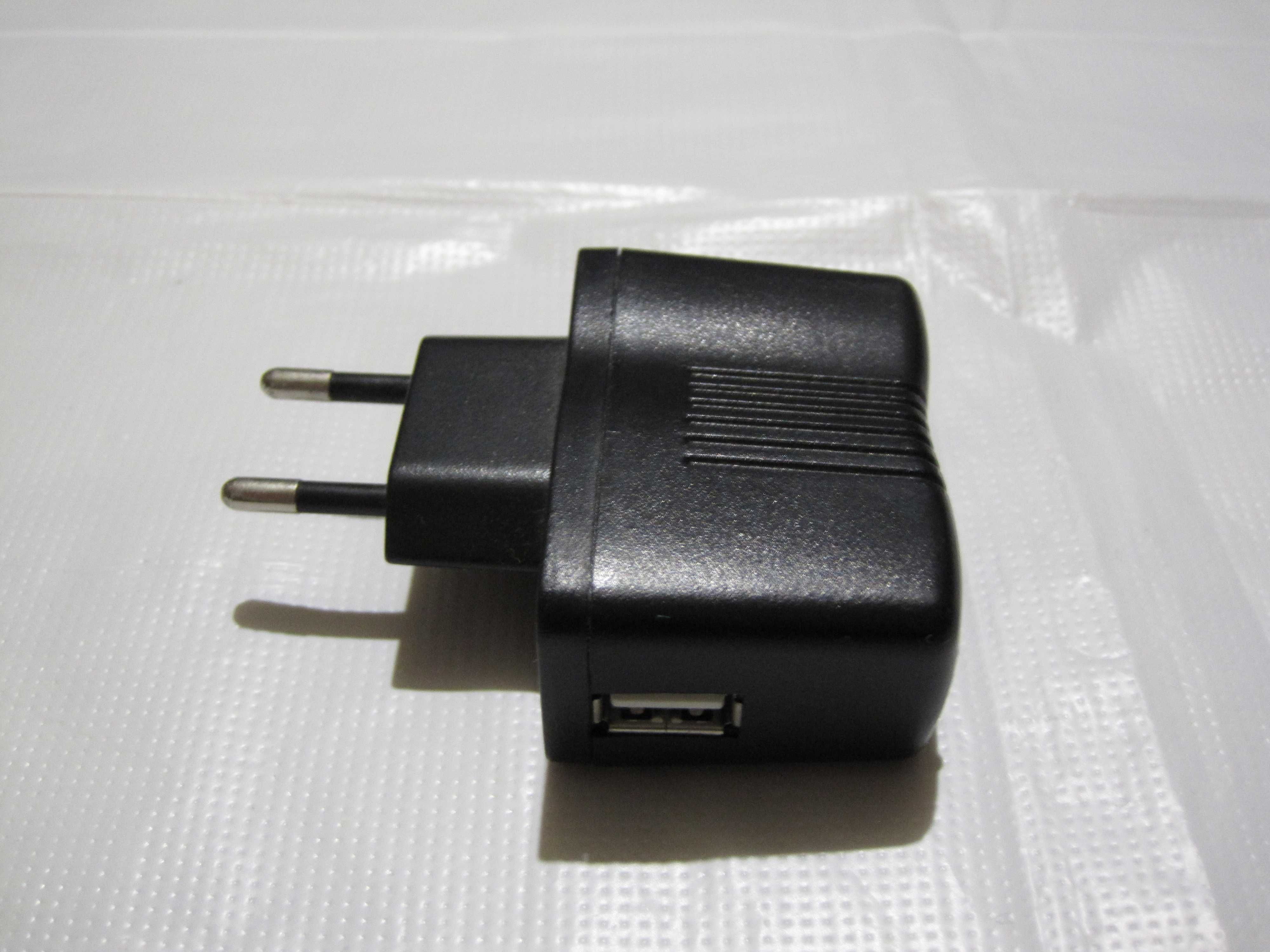 Блок питания 5 V  1 A USB