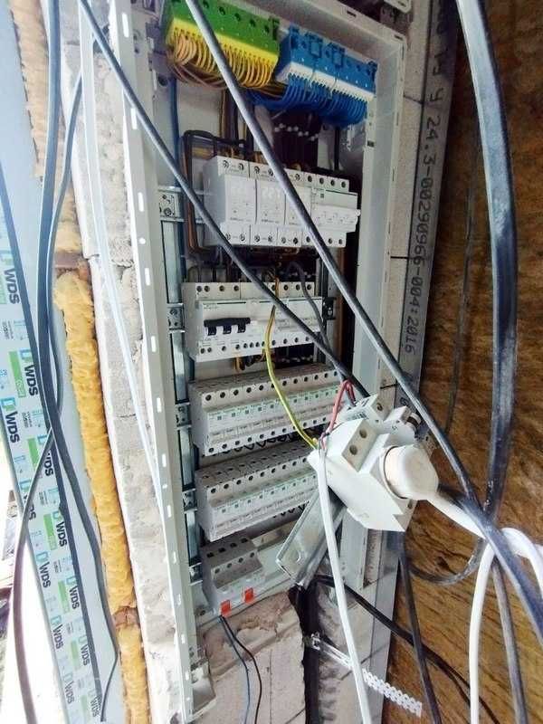 Продам двоповерховий будинок у Малій Данилівці загальною площею 157 м2