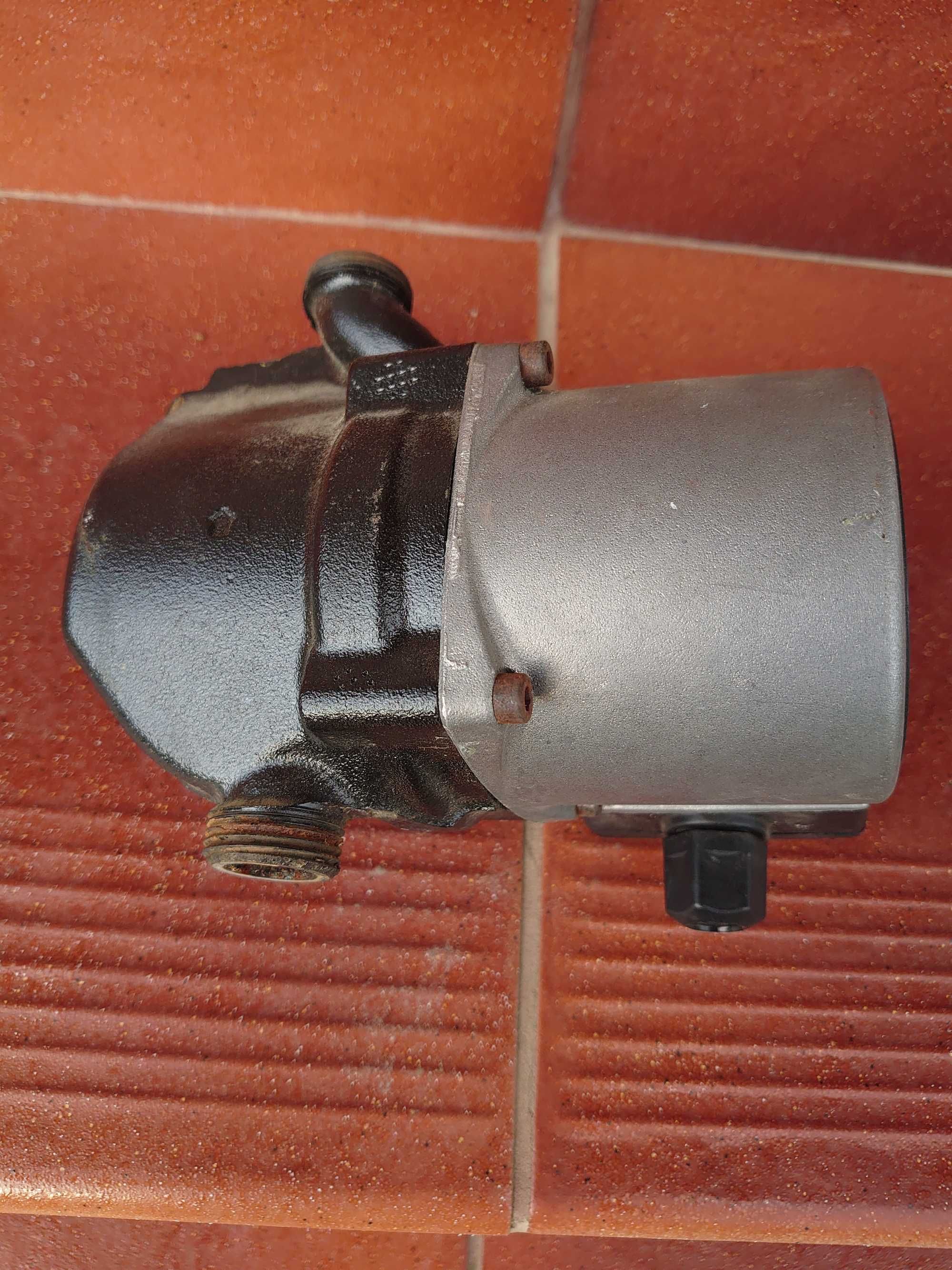 Циркуляційний насос GRUNDFOS на котел Vaillant T4