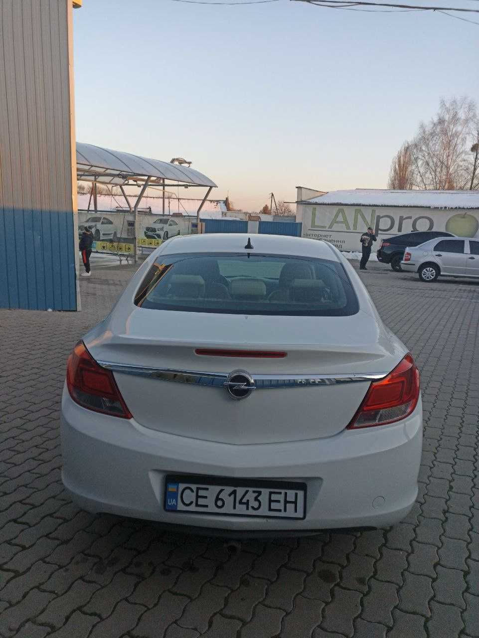 Opel Insignia седан