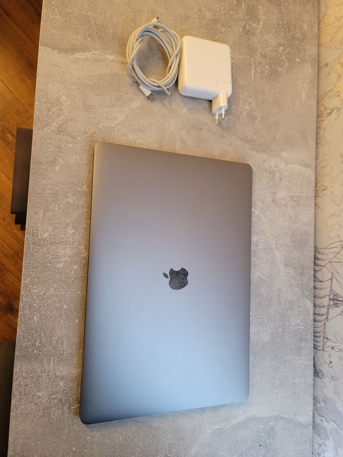 Macbook pro 16 2019 i9 16gb 1TB