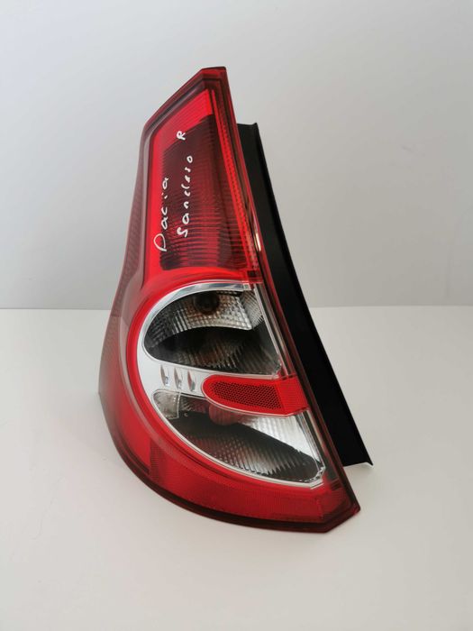 Dacia Sandero Lampa Lewa Tylna  Lewy Tył