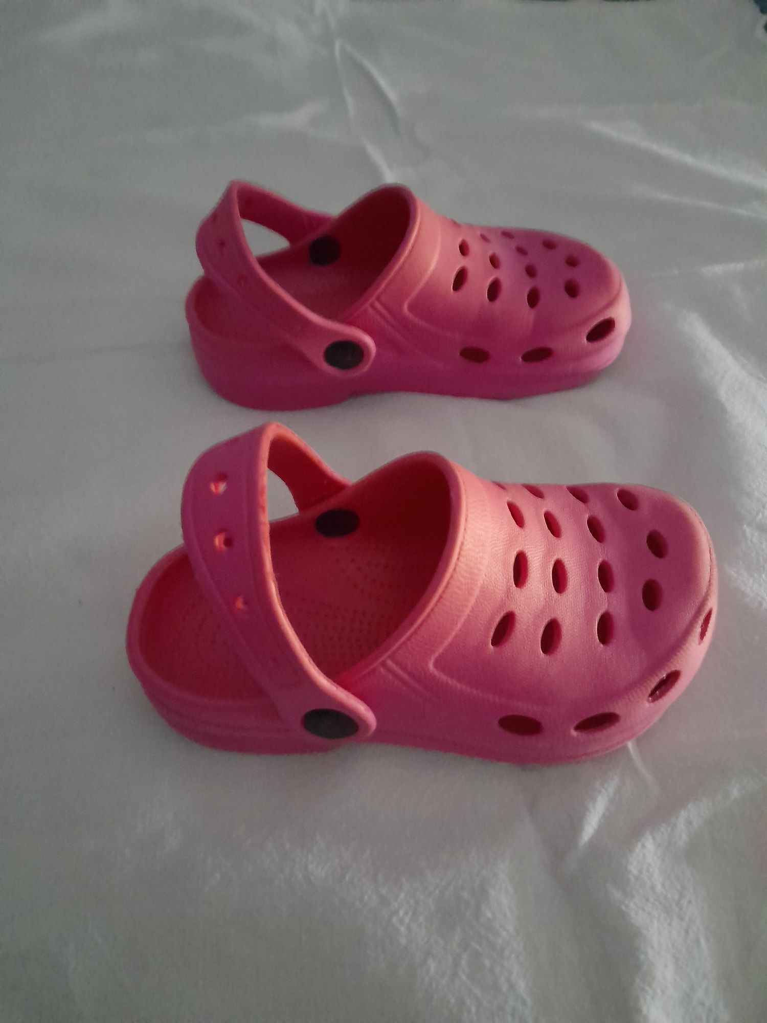 Crocs criança cor rosa