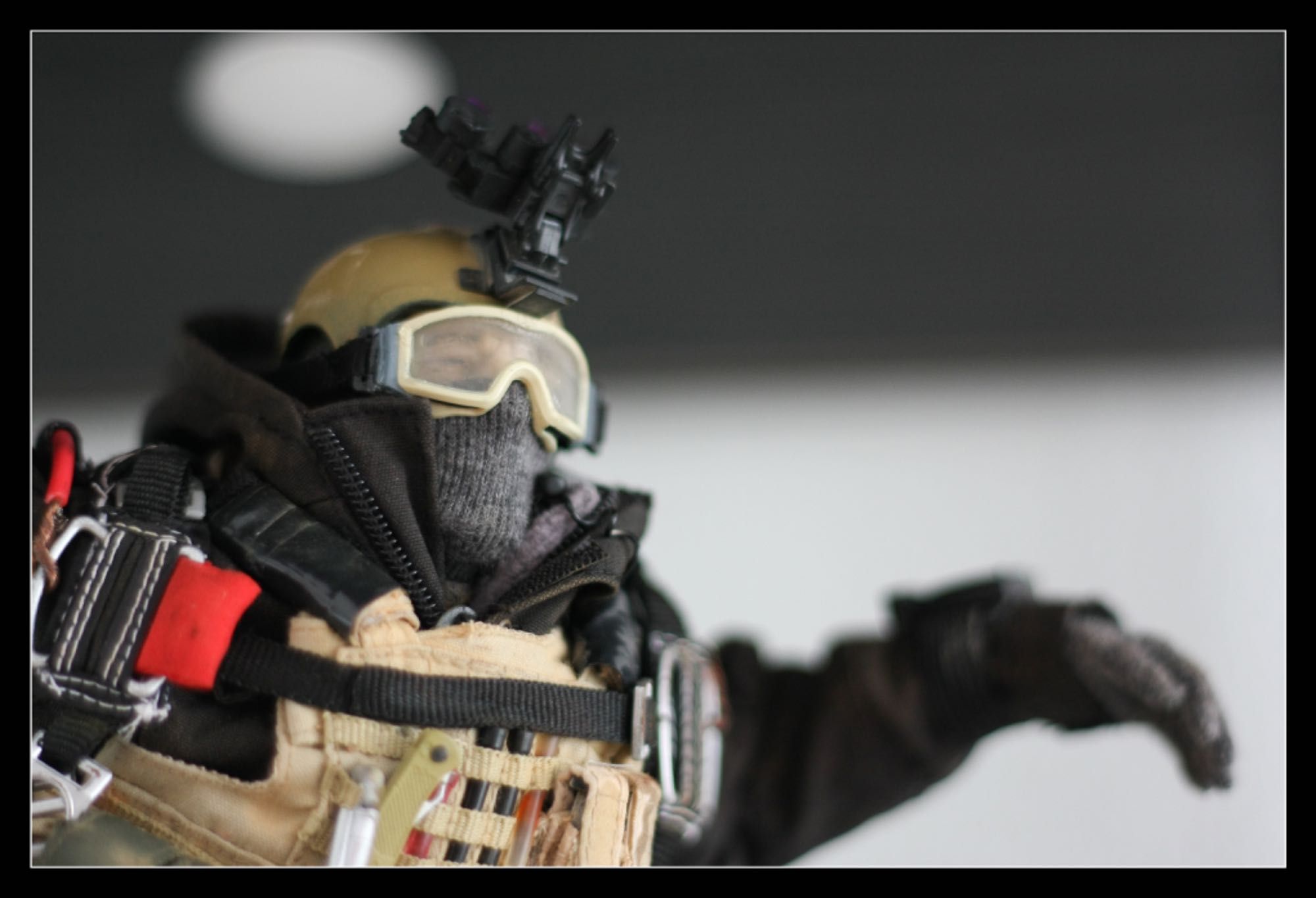 Figurka 1/6 « Amerykański Operator DELTA FORCE ».