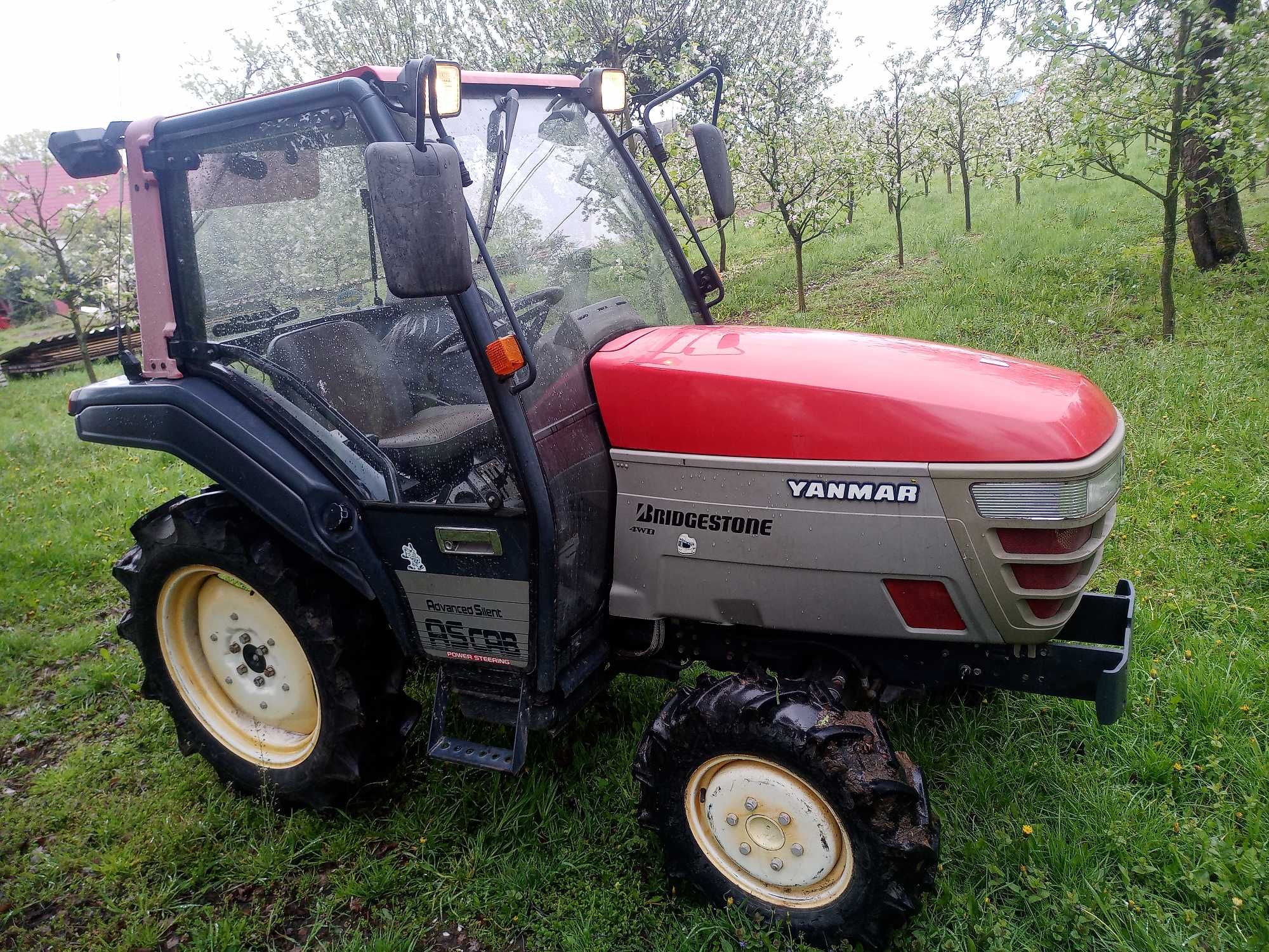 traktor YANMAR AF-22 z kabiną i klimatyzacją - oryginał