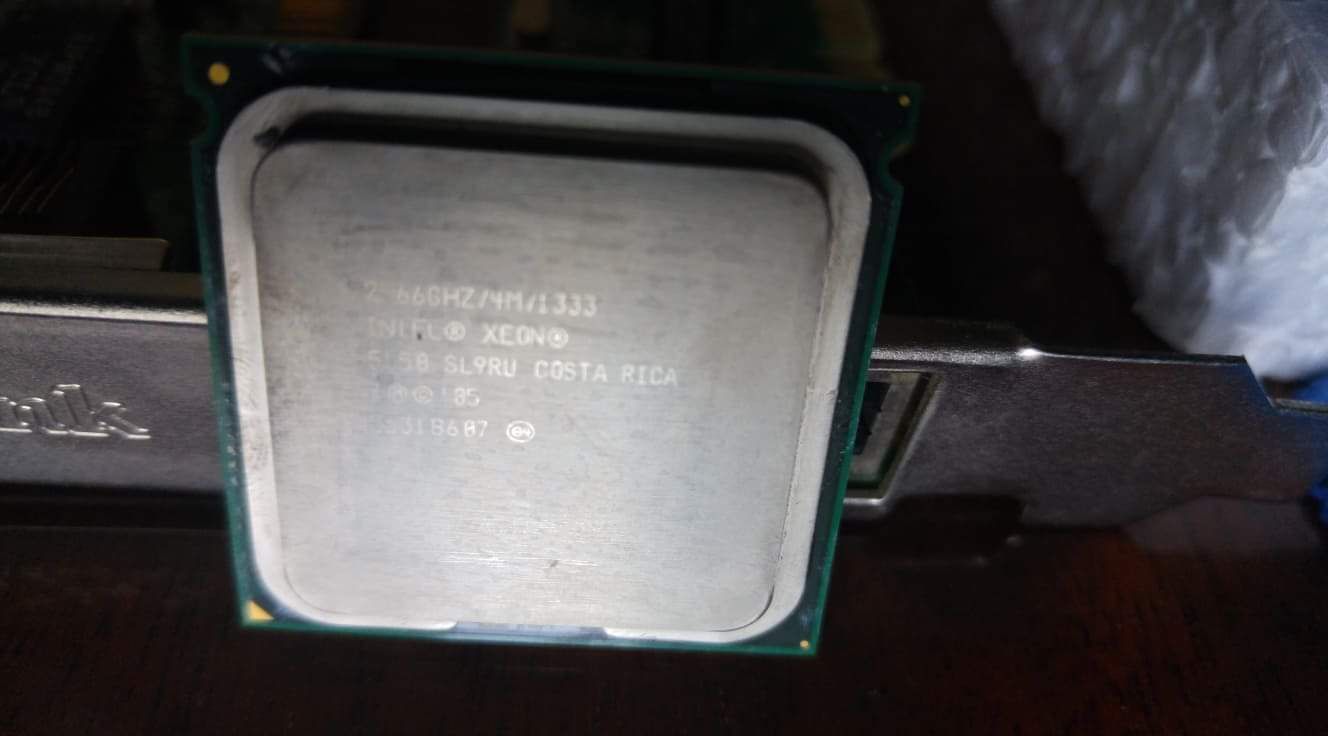 Серверный процессор 2 ядра Socket LGA 771