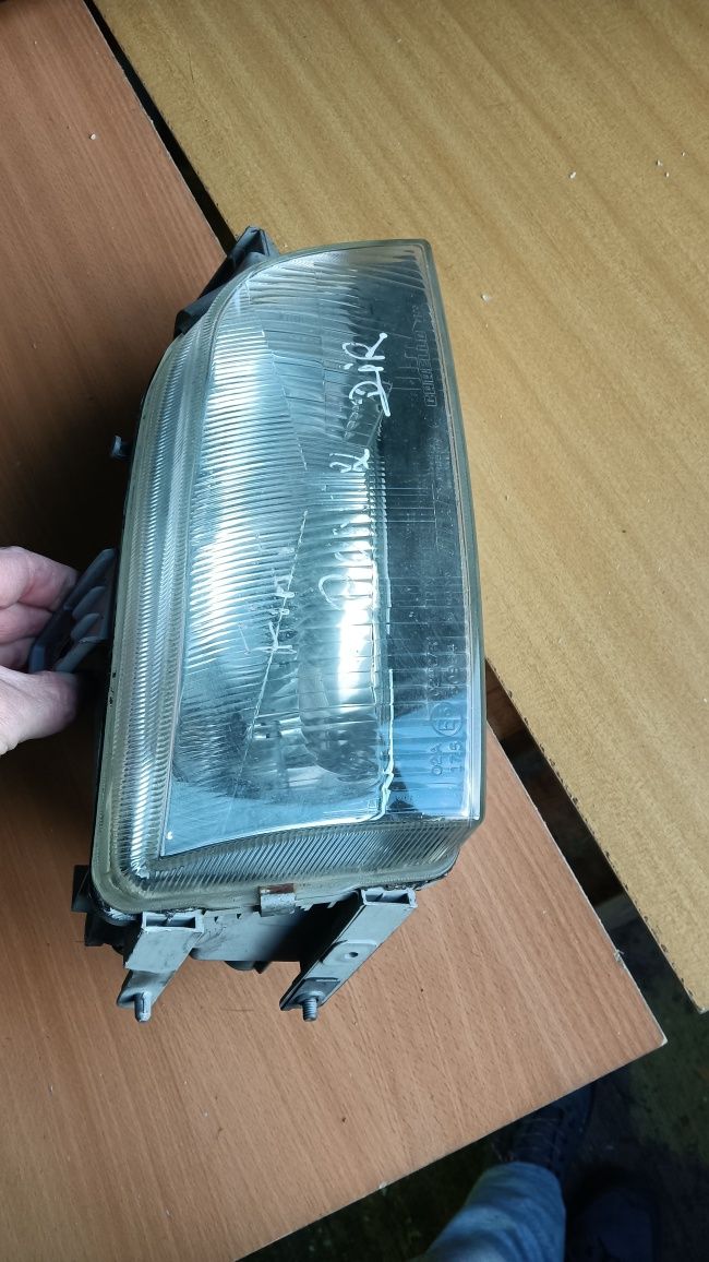 Ótica Fiat Punto original farol DRT óptica 1995
