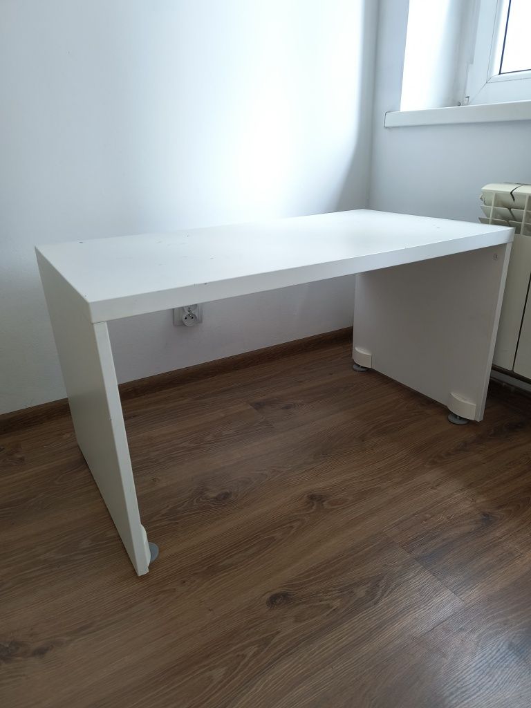 Stolik niski ikea