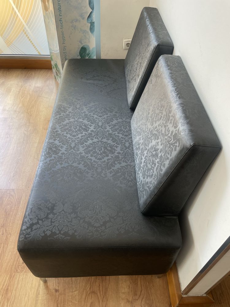 Sofas cabeleireiro e balcao de recepcao