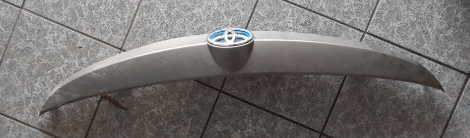 blenda klapy bagażnika listwa toyota auris II hatchback 15 osłona