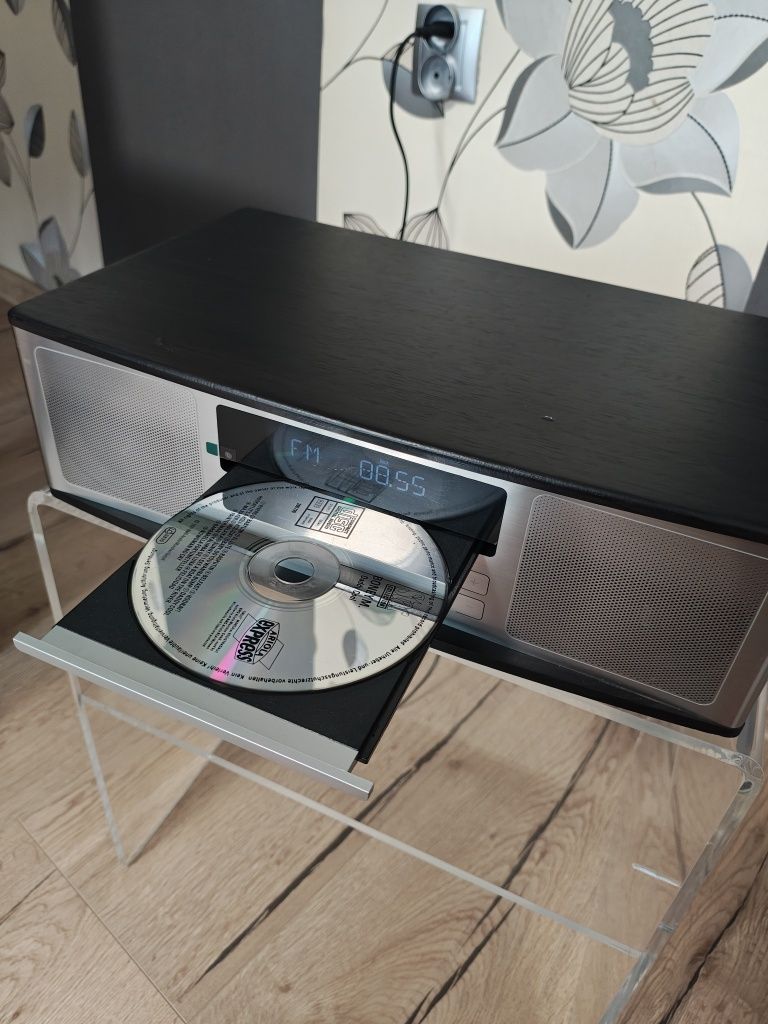 Odtwarzacz CD,Mp3,bluetooth,radio USB,słuchawkowe wejście,Line Medion