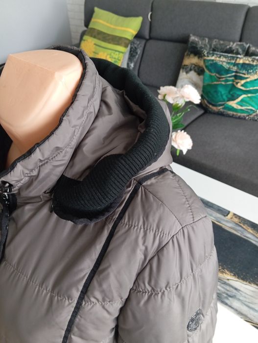 Płaszcz damski pikowany