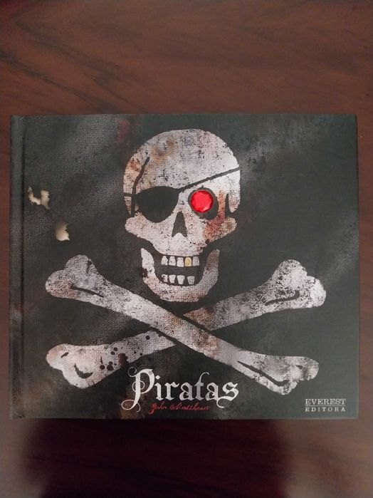 “Piratas”, John Matthews