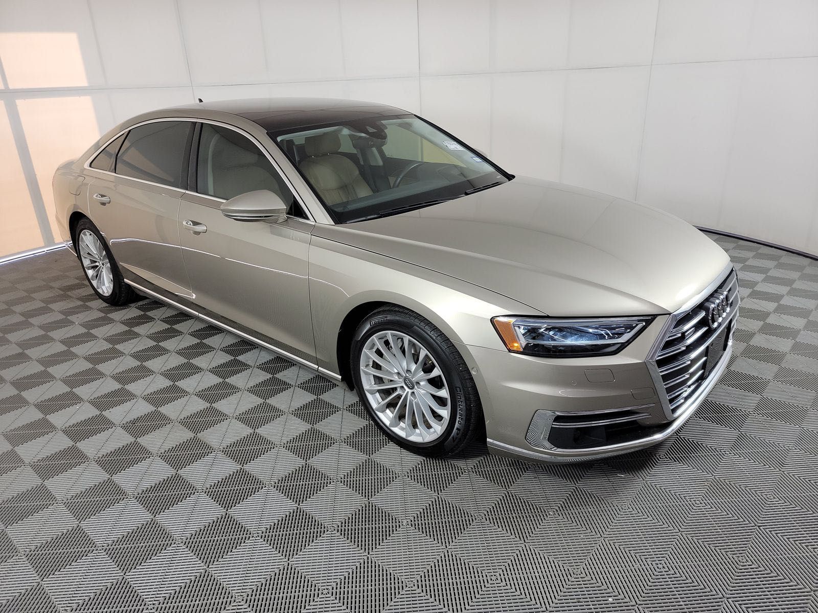 2019 Audi A8 полный привод