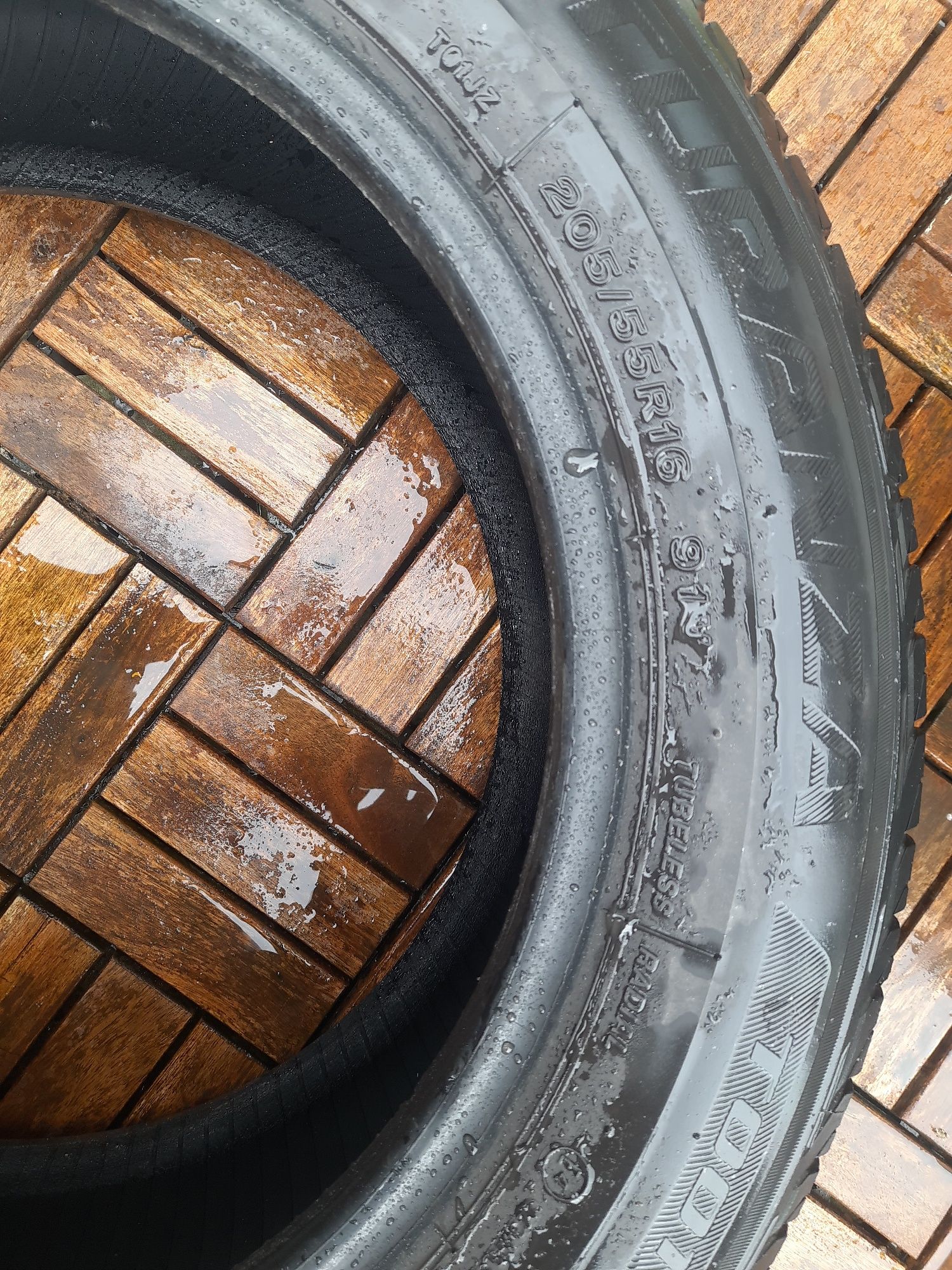 2 opony Bridgestone 225/55 r16