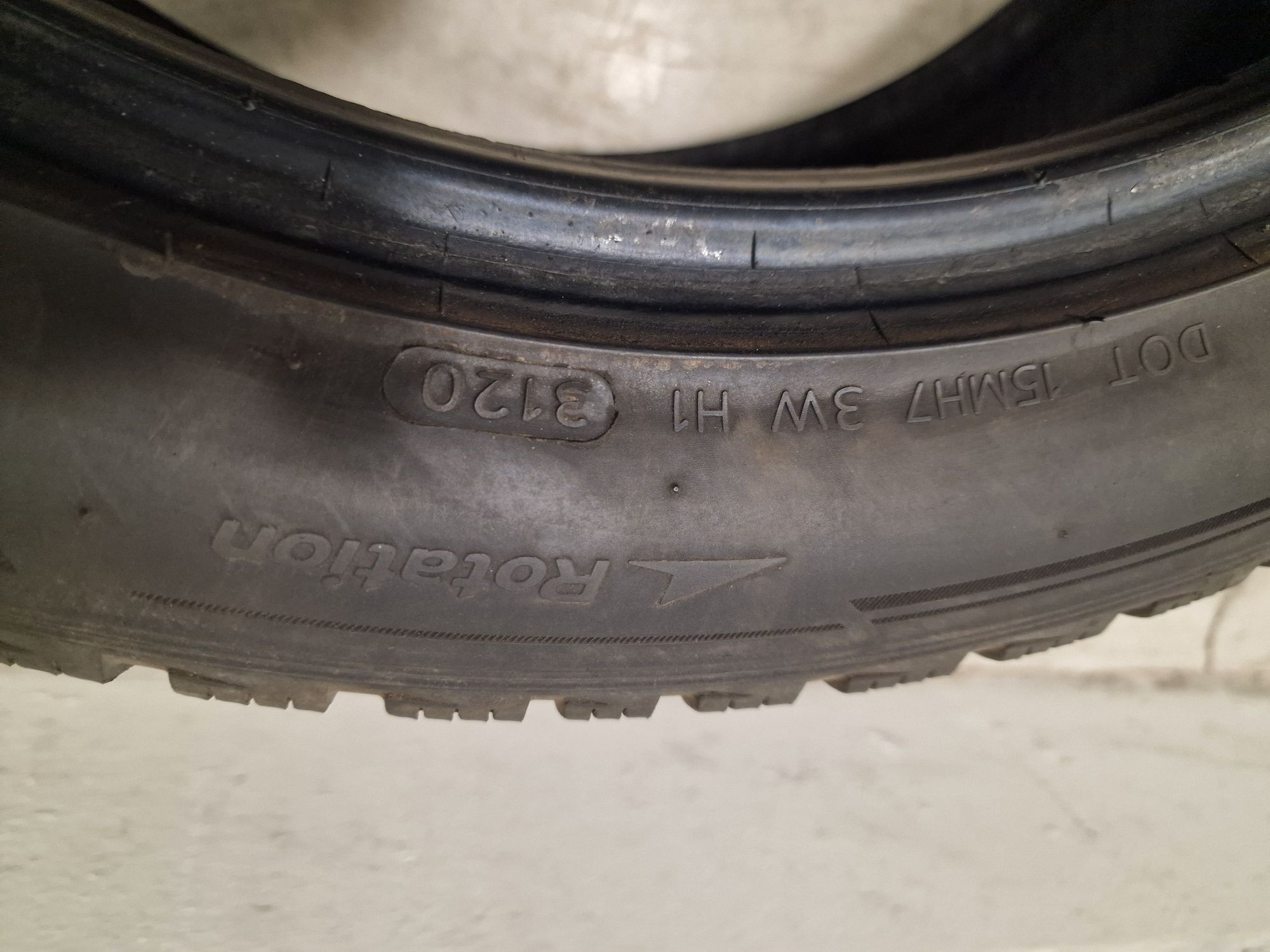 Opony zimowe hankook icept 3 w rozmiarze 245/45/19