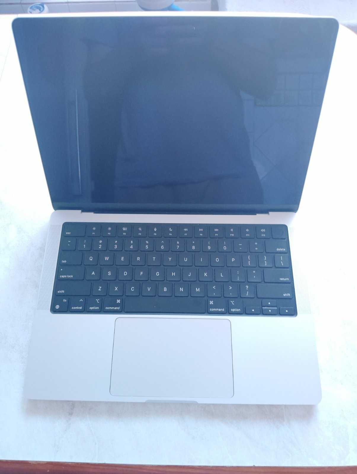 Ультрабук Apple MacBook Pro A2442 2021/ 14.0"