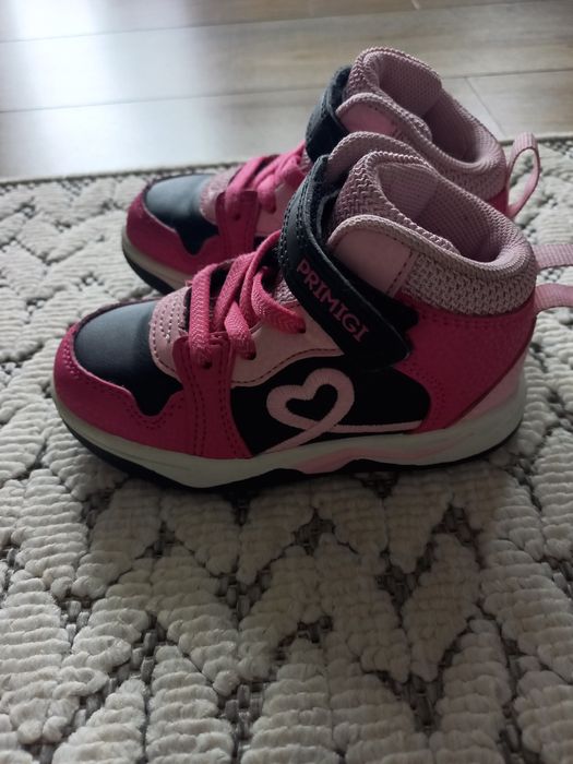 Buty dla dziewczynki Primigi r 22