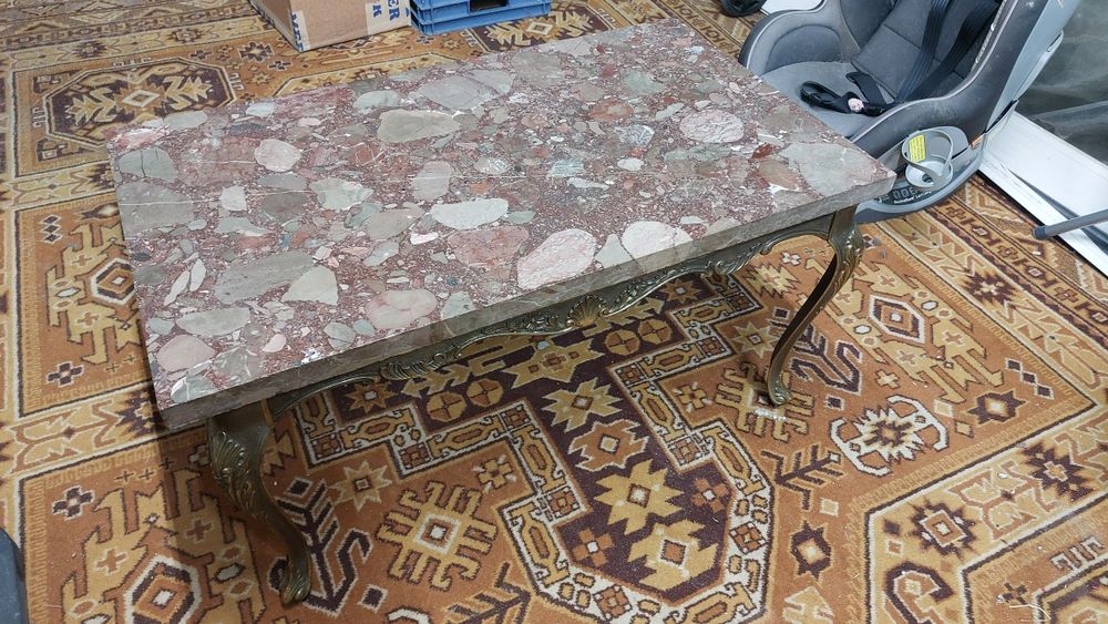 Stolik marmur  kawowy mosiądz