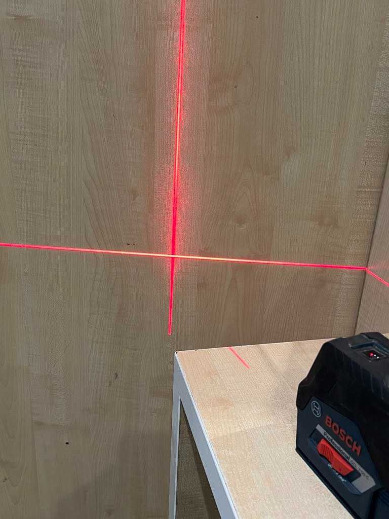 Laser krzyżowy Bosch GCL 2-50 C /Komis Krzysiek