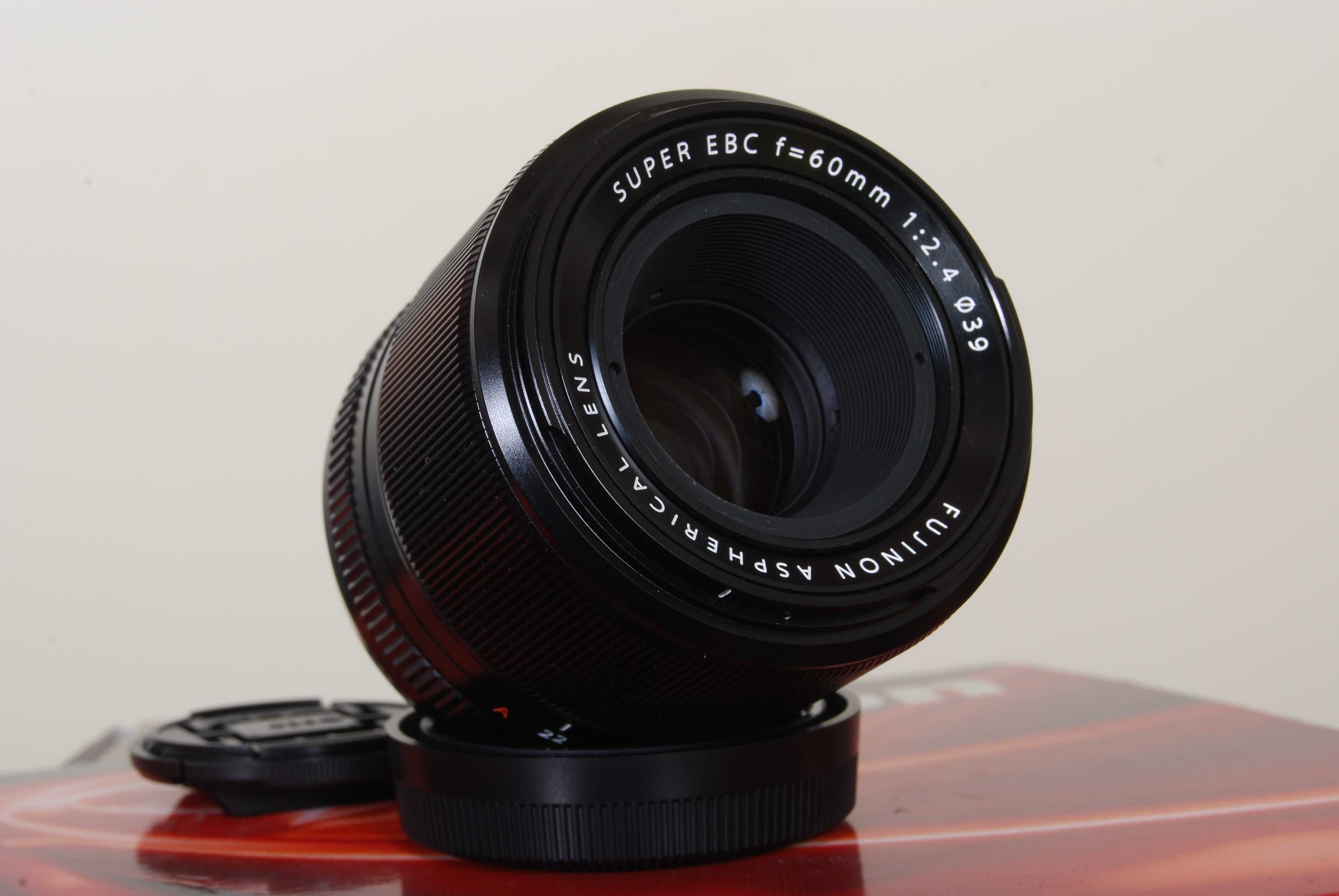 Fuji XF 60mm Macro F: 2.4, Nova, com caixa, fatura e garantia 3 anos.