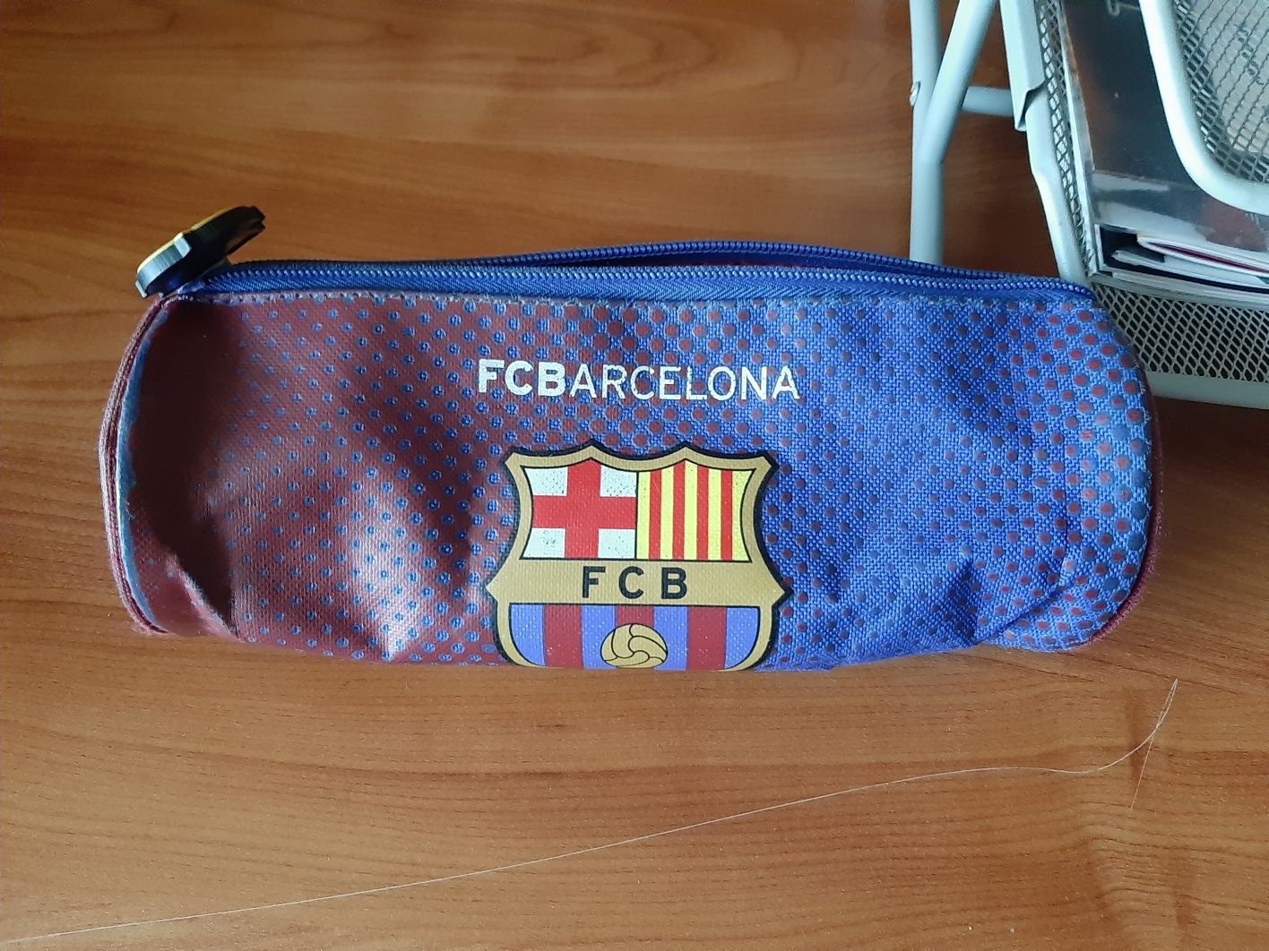 Saszetka Fc Barcelona kolekcja piórnik vintage boho oryginał piłka emp