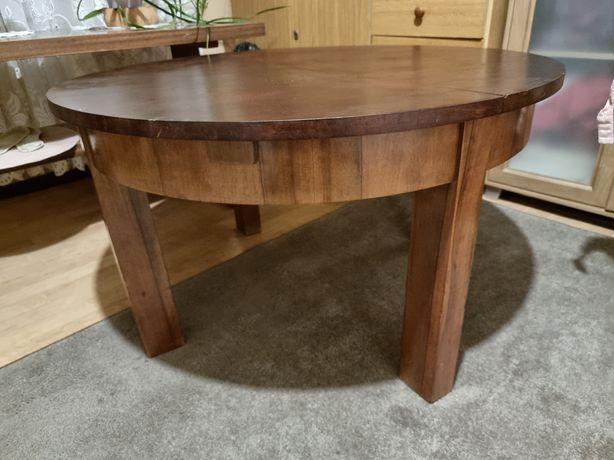 Stół okrągły drewniany.