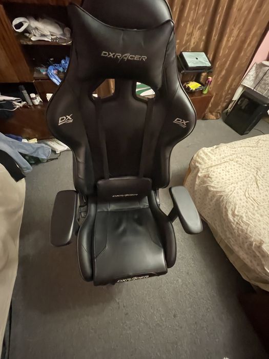 Кресло DXRACER G Series D8100 Black (Новое 12к стоит)