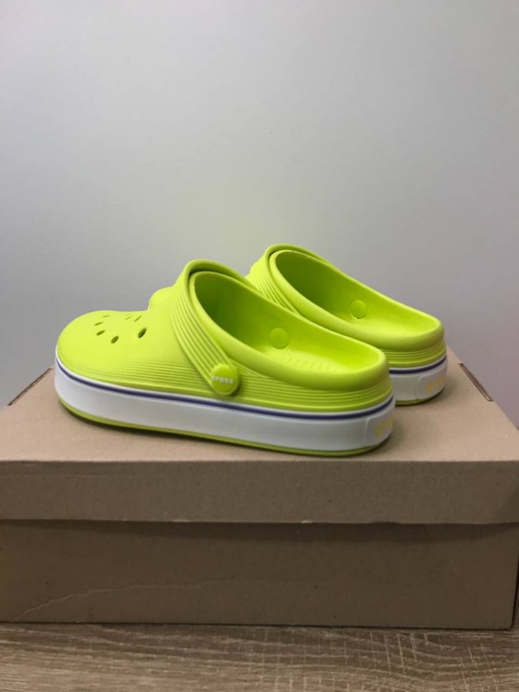 Шлепанцы Crocs женские Сабо кроксы яркие пляжные Новинка 2024