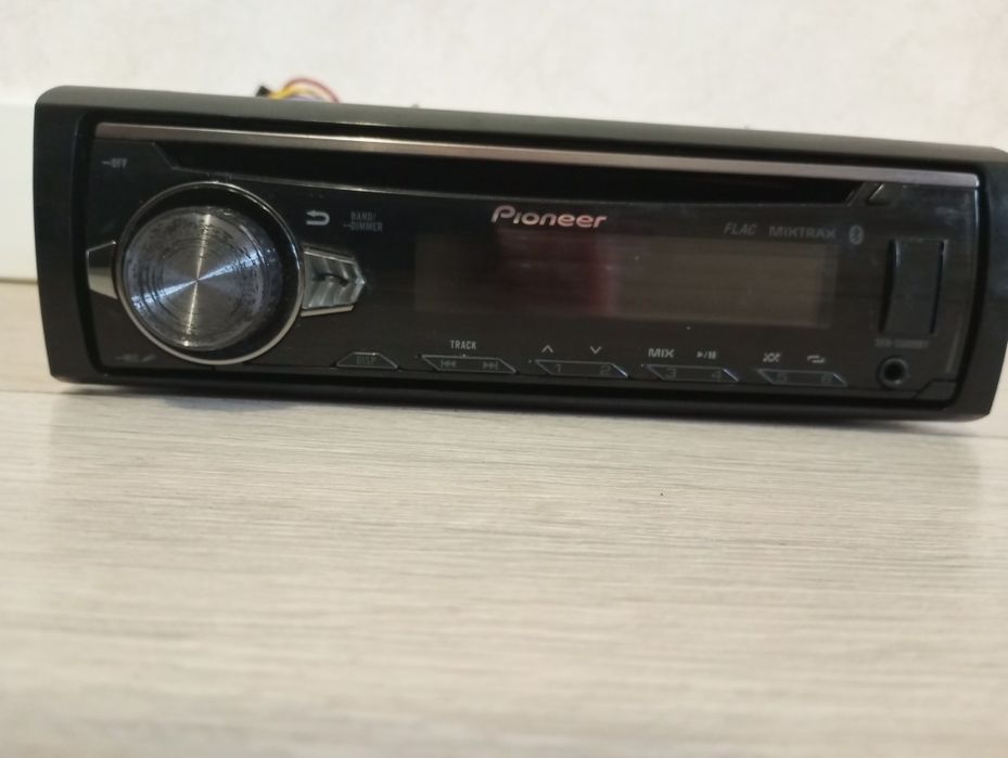 Автомагнітола Pioneer