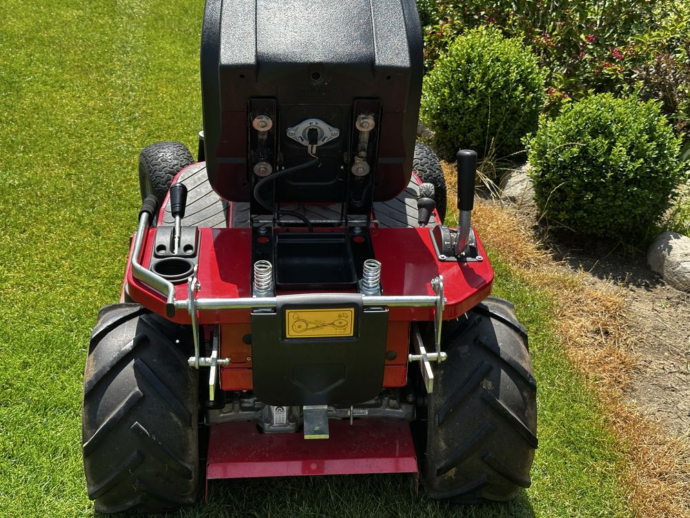 Traktorek mulczujący echo trak A318HO karczownica Countax