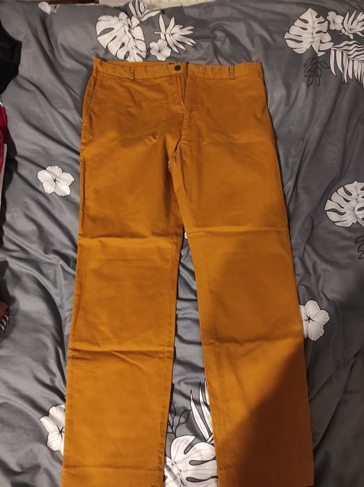 Spodnie męskie musztardowe