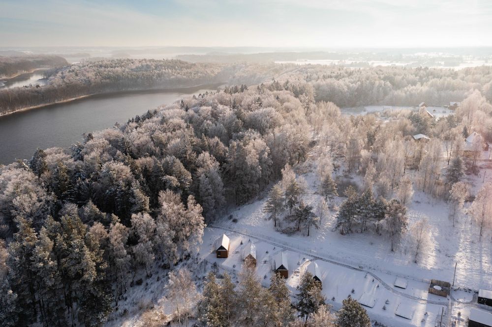 Domek nad jez. dla 6 os.- balia z jacuzzi/pomost -  wolny Sylwester