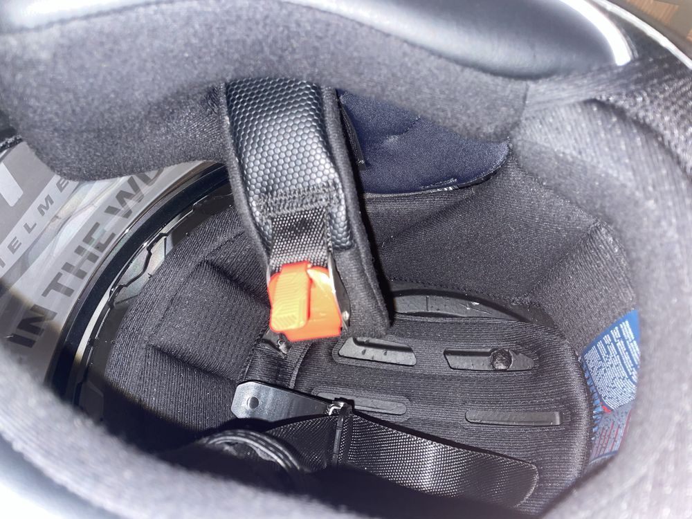 Capacete HJC i71 M BLACK