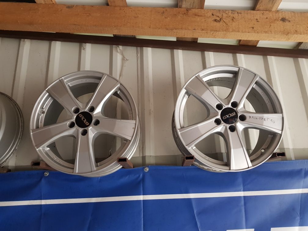 Felgi Aluminiowe Audi-Golf VI R17 5x112 ET50 -7.5J